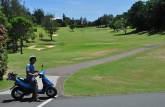 De scooter pelos campos de golfe de Bermuda